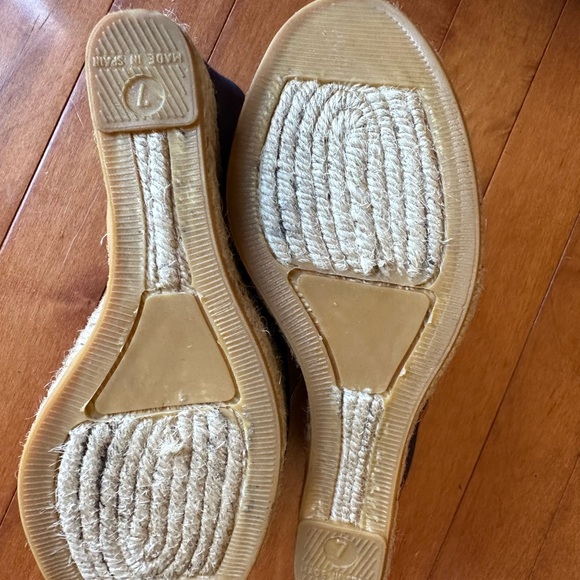 Tory Burch Canvas Wedge Open Toes Size 7 - Picture 5 of 6